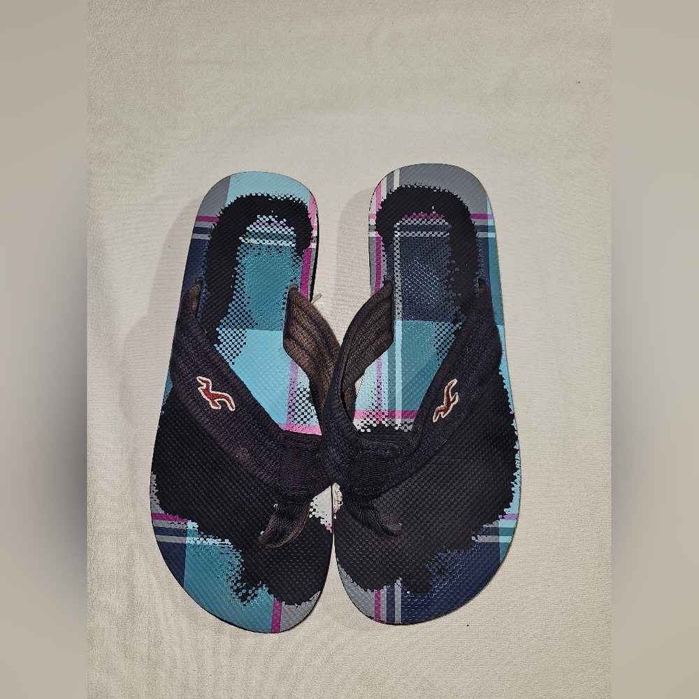 Hollister Black and Blue Checkered Flip-Flops